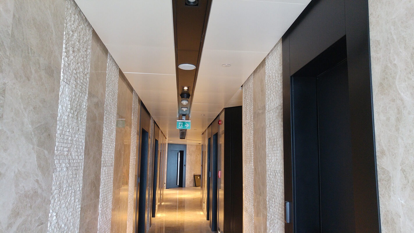 Clip-in Koridor Metal Asma Tavan Sistemi -Nurol Tower