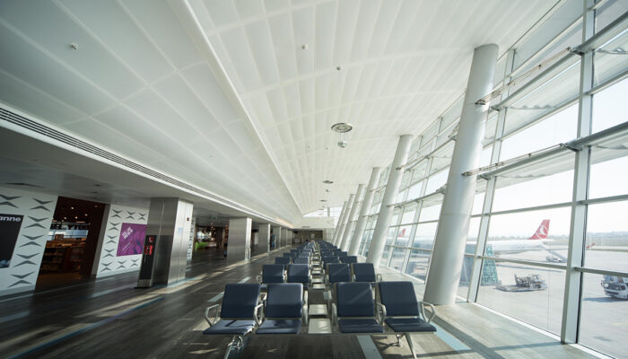 Bandraster Metal Asma Tavan Sistemi Bandraster Metal Asma Tavan Sistemi - Atatürk Havaalanı Uygulaması