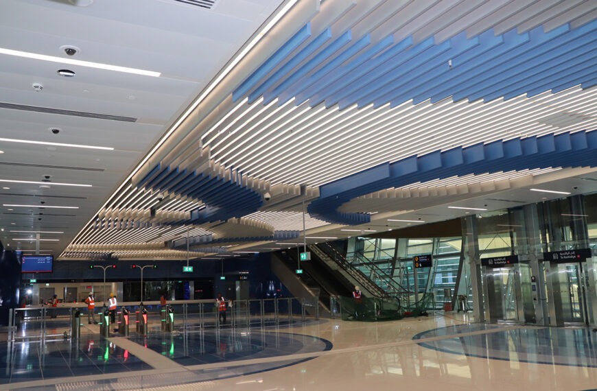 Dubai R72 Metro İstasyonu