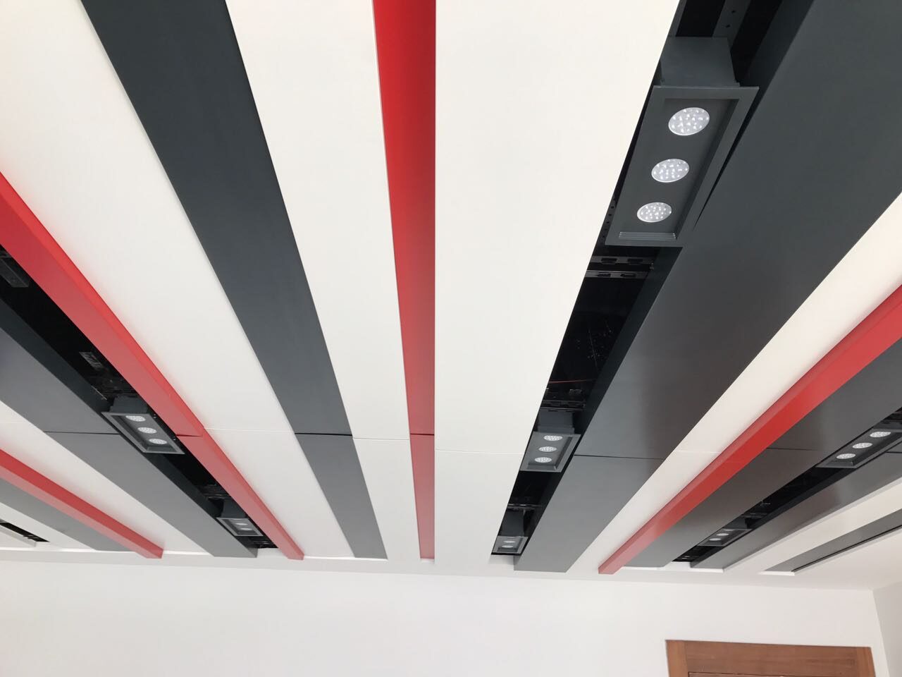 Multipanel Asma Tavan Uygulaması