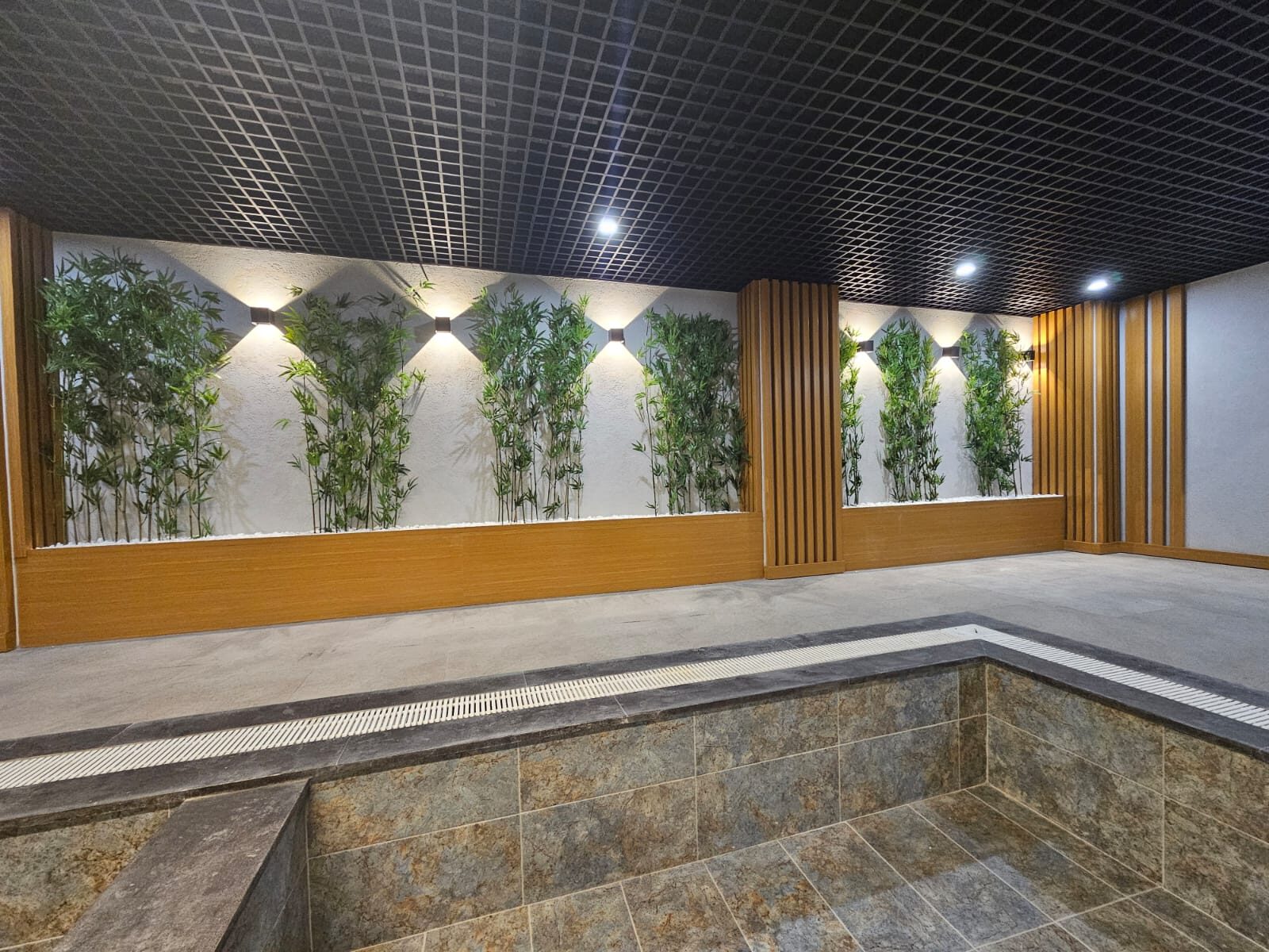 Opencell (Petek) Metal Asma Tavan Sistemi - Uygulama