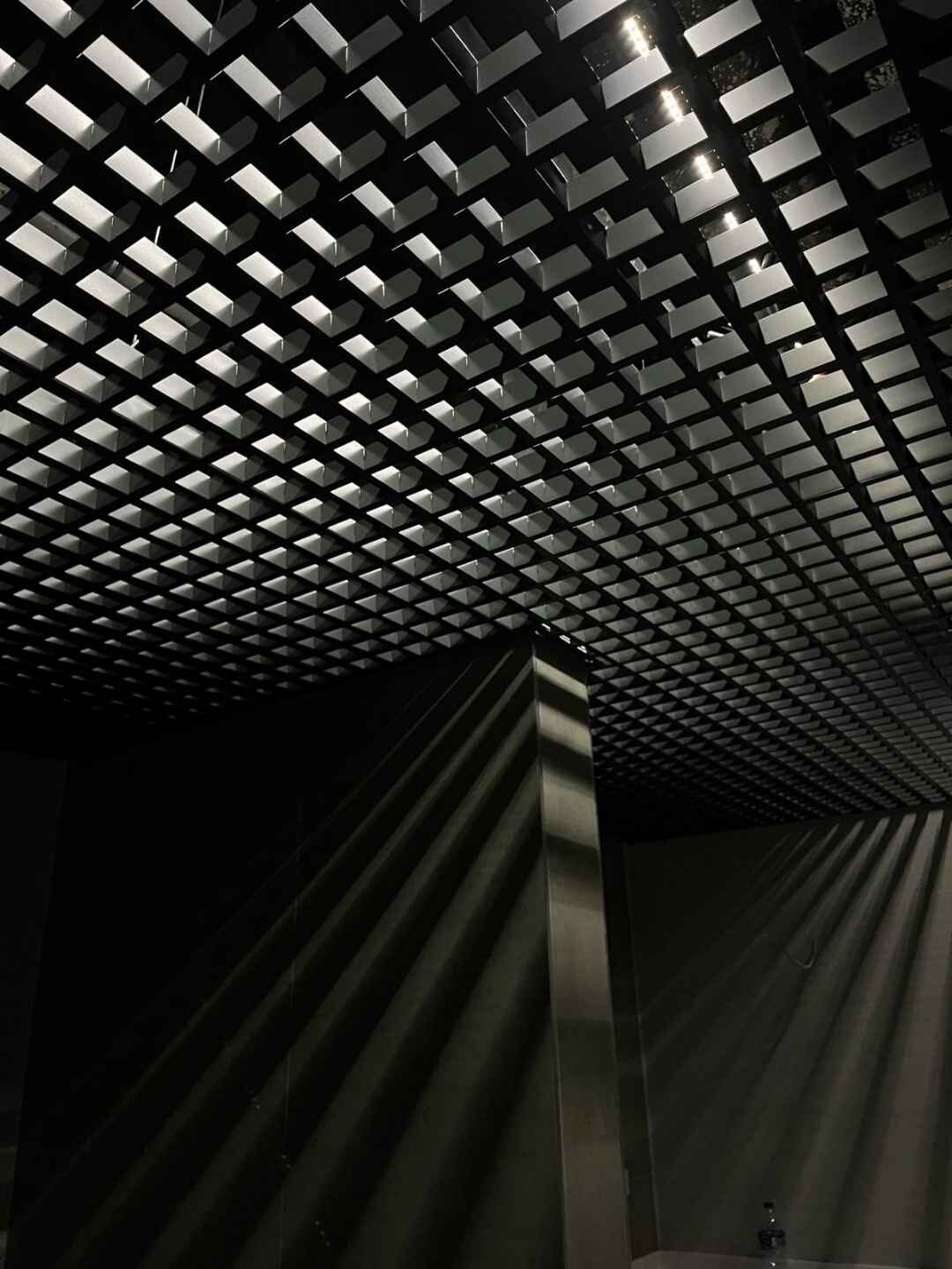 Opencell (Petek) Metal Asma Tavan Sistemi - Uygulama