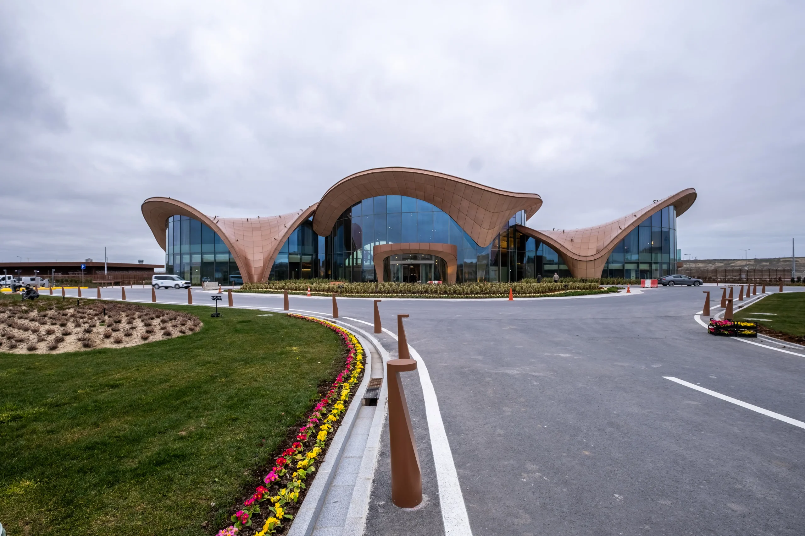 IGA Vip Terminal - Genel Havacılık Binası - Metal Asma Tavan