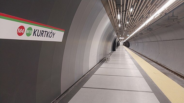 Clip-In İç Cephe Duvar Giydirme - Bütem Metal Kurtköy Metro İstasyonu Uygulama