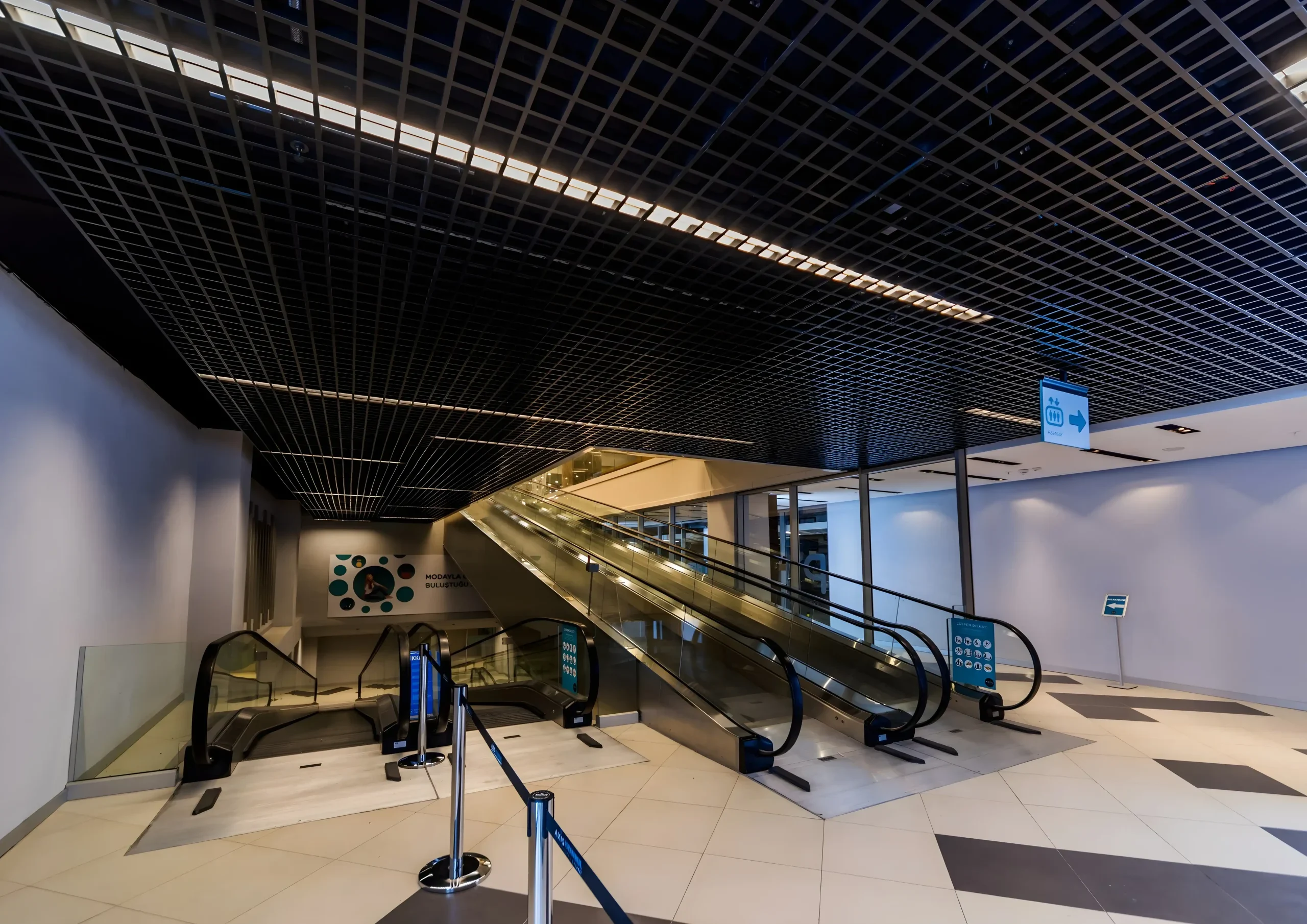 T-15 Petek Tavan Sistemi - Axis Avm Projesi